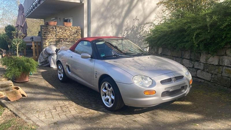 Silber Gebraucht 1999 MG F Cabrio | 6.500 € (Teuer) - Bild 1/4