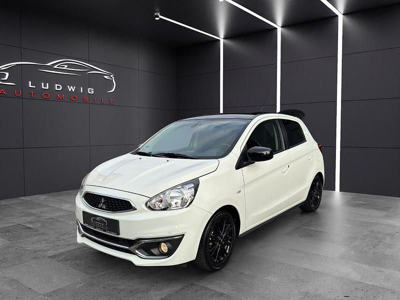 Weiß Gebraucht 2019 Mitsubishi Space Star Diamant Edition Limousine | 12.999 € (Etwas zu teuer) - Bild 1/4