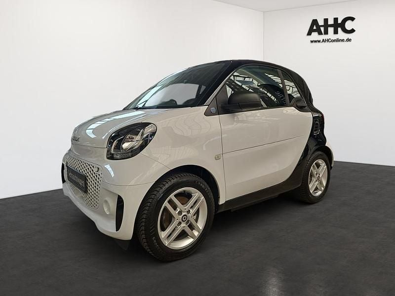 Weiß Gebraucht 2022 Smart ForTwo Electric Drive Coupé | 7.999 € (Guter Preis) - Bild 1/4