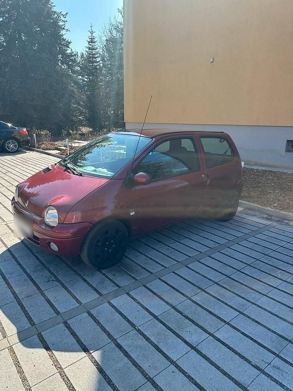 Gebraucht Renault Twingo 75 PS (55 kW) 2004 Rot Kleinwagen