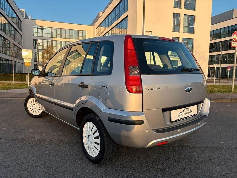 Gebraucht Ford Fusion 80 PS (58 kW) 2004 Silber Kleinwagen
