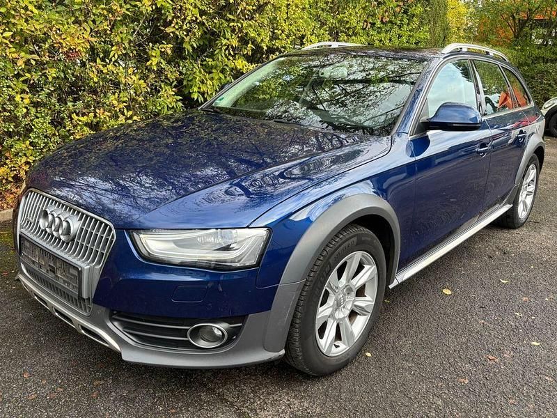 Blau Gebraucht 2016 Audi A4 Allroad Kombi | 11.900 € (Fairer Preis) - Bild 1/4
