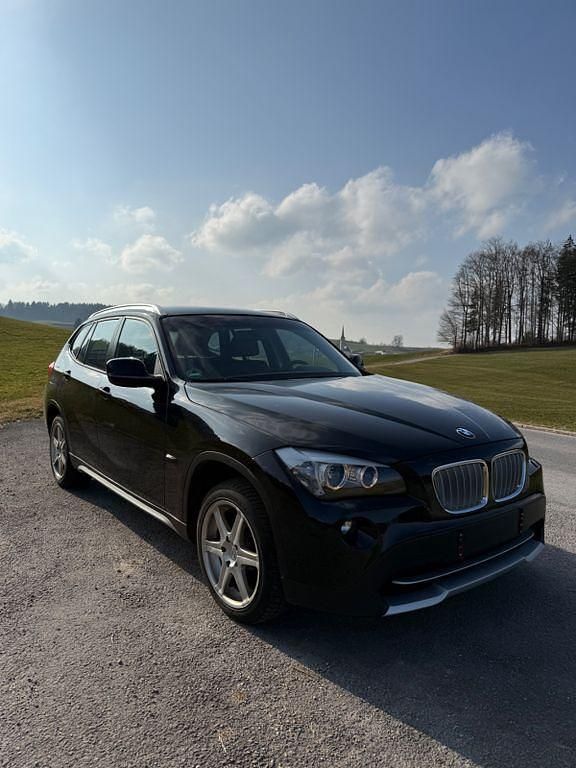 Gebraucht BMW X1 177 PS (130 kW) 2010 Schwarz SUV