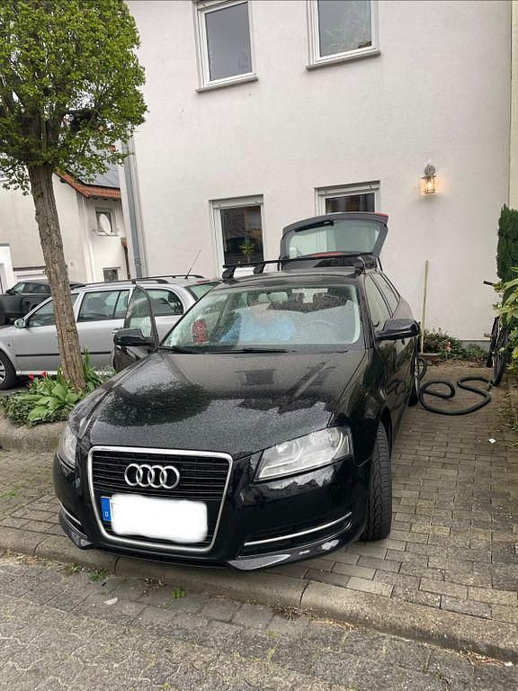 Gebraucht Audi A3 Attraction 102 PS (75 kW) 2010 Schwarz Kleinwagen