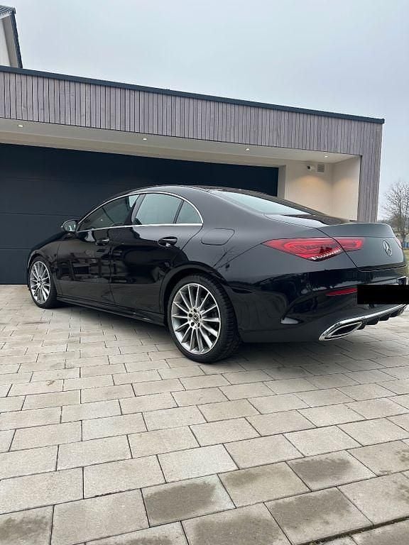 Gebraucht Mercedes CLA200 AMG line 163 PS (119 kW) 2022 Schwarz Coupé