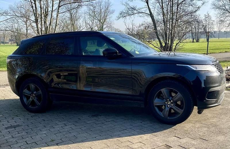 Schwarz Gebraucht 2021 Land Rover Range Rover Velar SUV | 27.500 € (Superpreis) - Bild 1/4