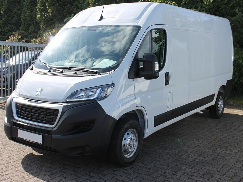 Weiß Neu 2024 Peugeot Boxer Comfort Van | 27.850 € (Guter Preis) - Bild 1/3