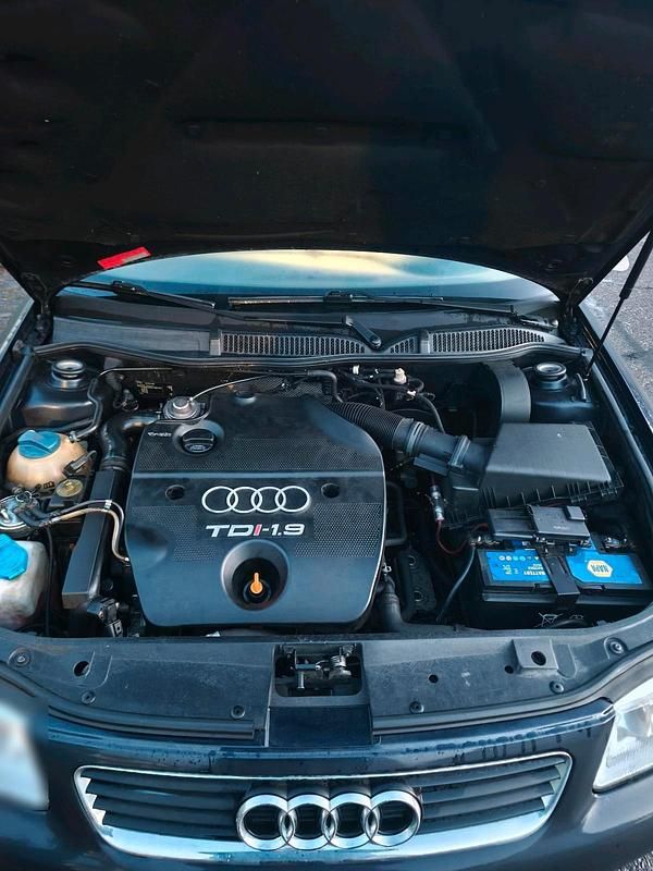Gebraucht Audi A3 110 PS (80 kW) 1998 Blau Kleinwagen
