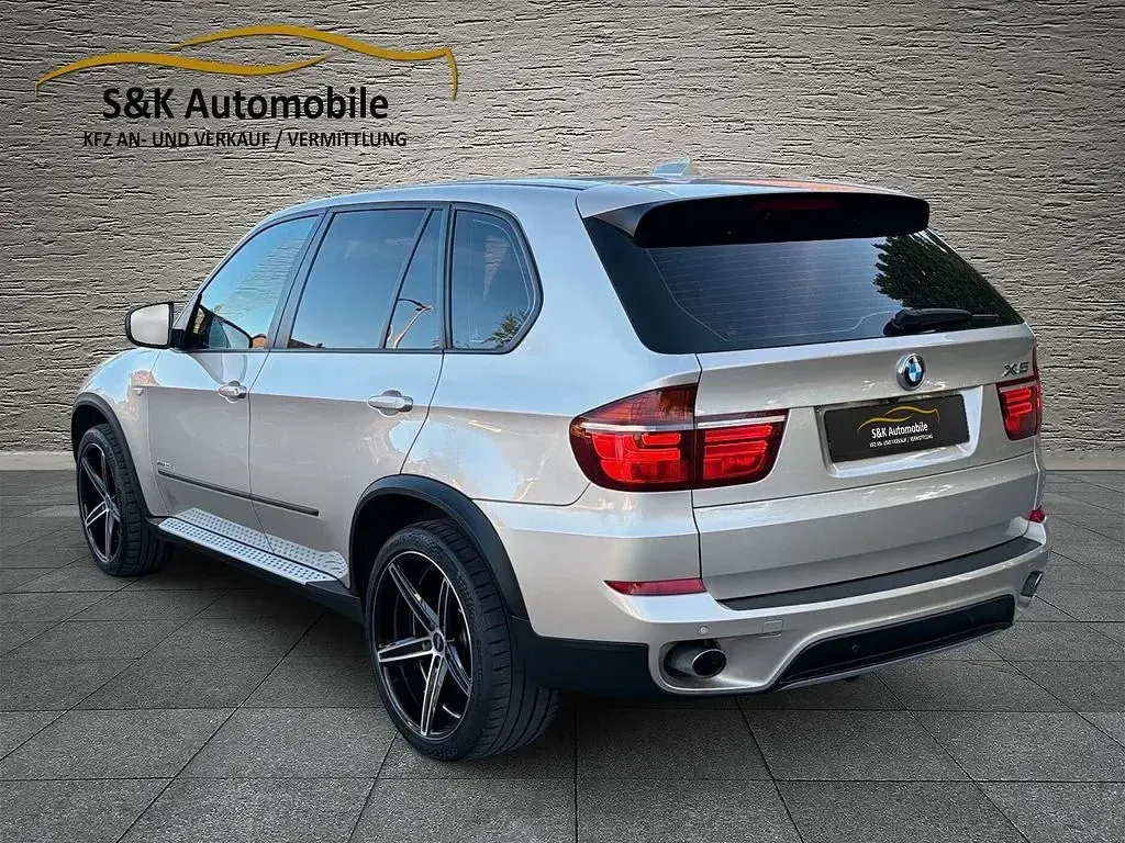 Second-hand BMW X5 245 CP (180 kW) 2012 Argintiu SUV