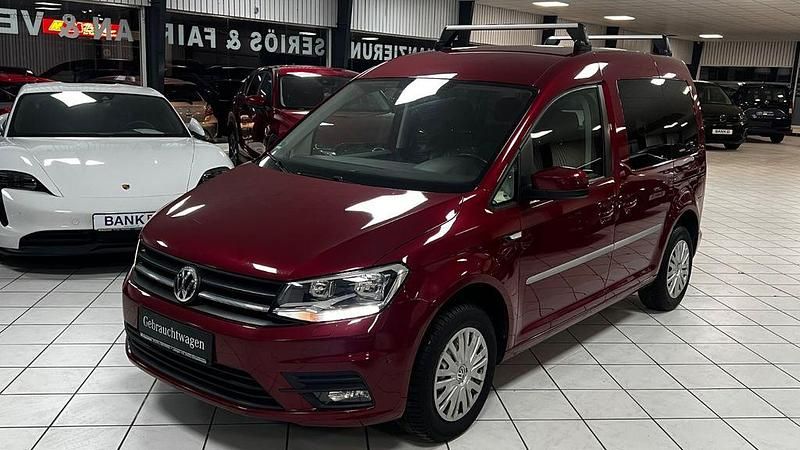 Gebraucht VW Caddy Trendline 75 PS (55 kW) 2019 Rot Van / Kleinbus