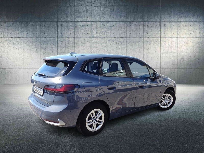 Gebraucht BMW 225 136 PS (100 kW) 2022 Sparkling kupfergrau Limousine