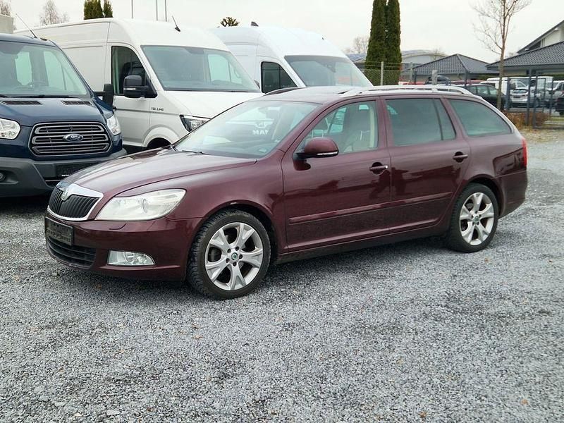 Violet Gebraucht 2012 Skoda Octavia Elegance Kombi | 4.300 € (Guter Preis) - Bild 1/4