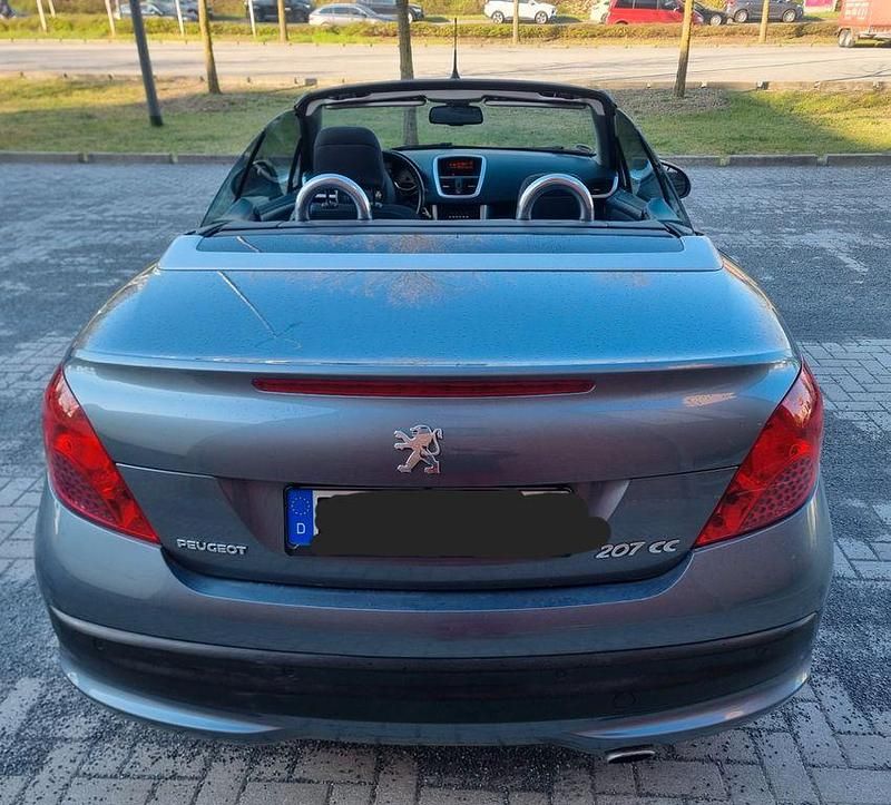 Gebraucht Peugeot 207 CC 120 PS (88 kW) 2009 Grau Cabrio