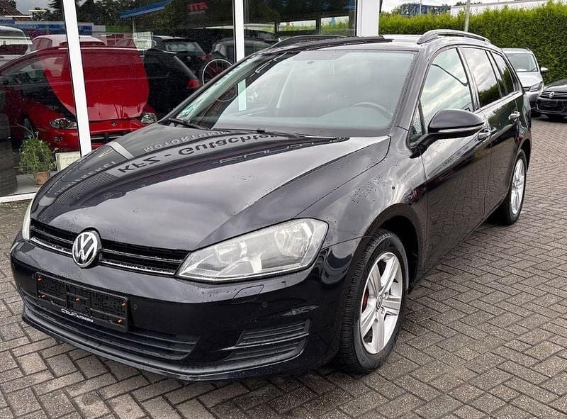 Blau Gebraucht 2014 VW Golf VII Comfortline Kombi | 5.990 € (Superpreis) - Bild 1/4