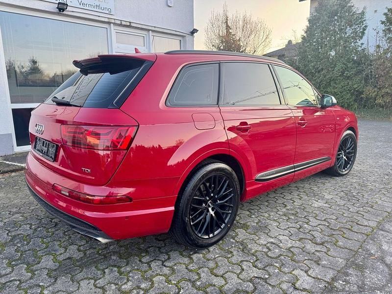 Gebraucht Audi SQ7 Exclusive 435 PS (319 kW) 2018 Temperamentrot SUV