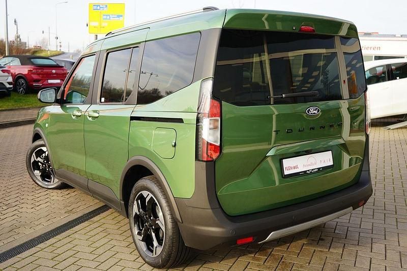 Gebraucht Ford Tourneo Courier Active 125 PS (91 kW) 2024 Grün Van / Kleinbus