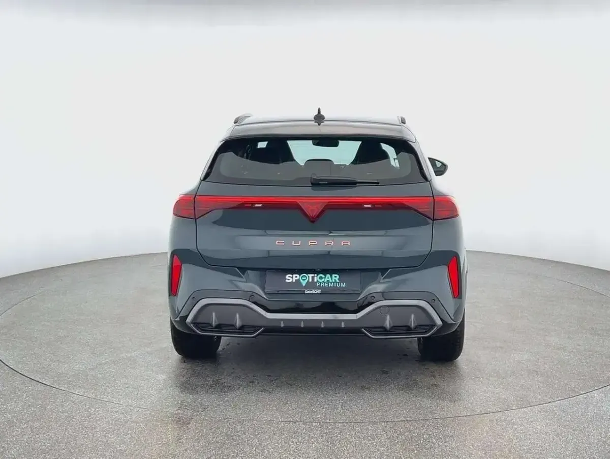 Gebraucht Cupra Terramar 204 PS (150 kW) 2025 Blau SUV