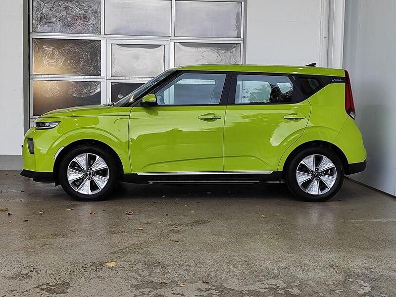Gebraucht Kia Soul Edition 7 100 kW (136 PS) 2021 Space cadet green SUV