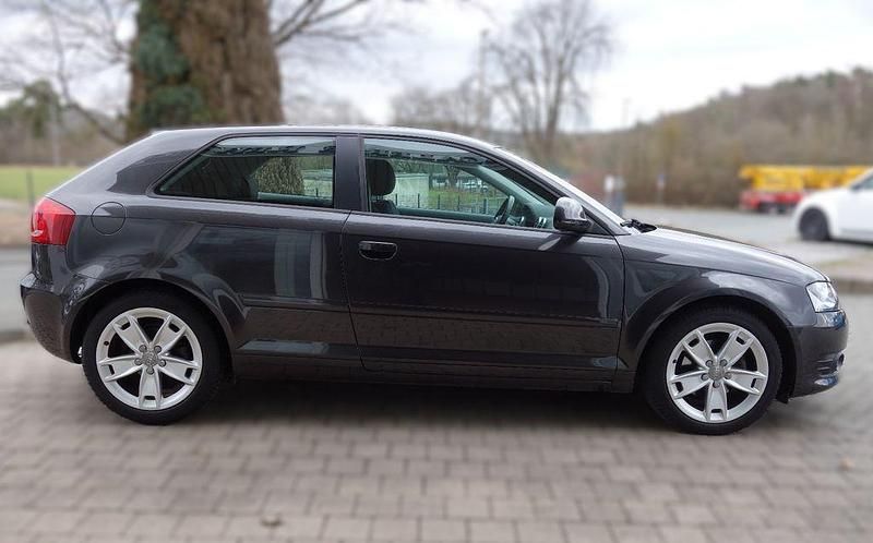 Gebraucht Audi A3 Ambition 125 PS (91 kW) 2009 Grau Kleinwagen