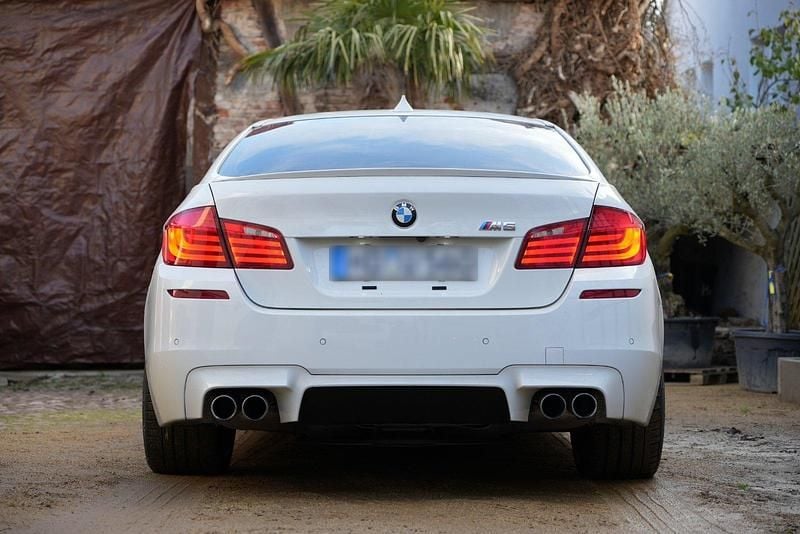 Gebraucht BMW M5 Shadowline 560 PS (411 kW) 2013 Weiß Limousine