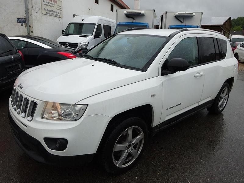 Weiß Gebraucht 2012 Jeep Compass Sport SUV | 2.700 € (Fairer Preis) - Bild 1/4