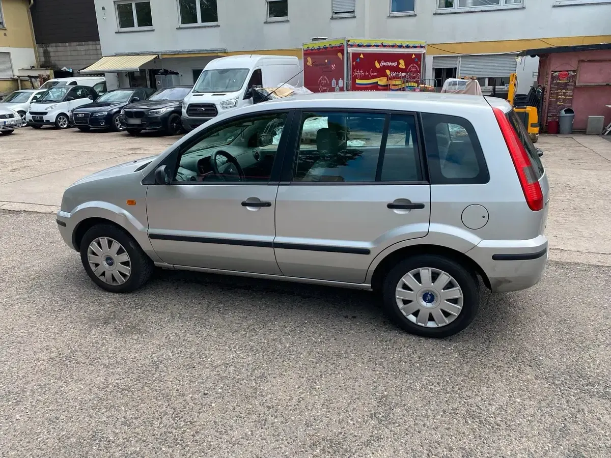 Gebraucht Ford Fusion 67 PS (49 kW) 2004 Silber Kleinwagen