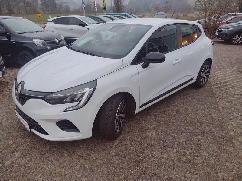 Weiß Gebraucht 2022 Renault Clio V Equilibre Limousine | 12.990 € (Fairer Preis) - Bild 1/4