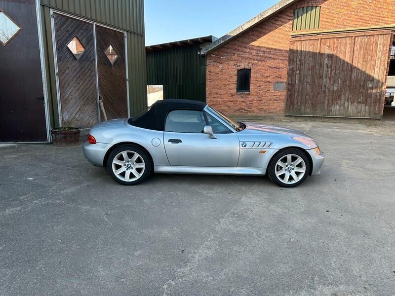 Silber Gebraucht 1998 BMW Z3 Cabrio | 9.500 € (Fairer Preis) - Bild 1/4