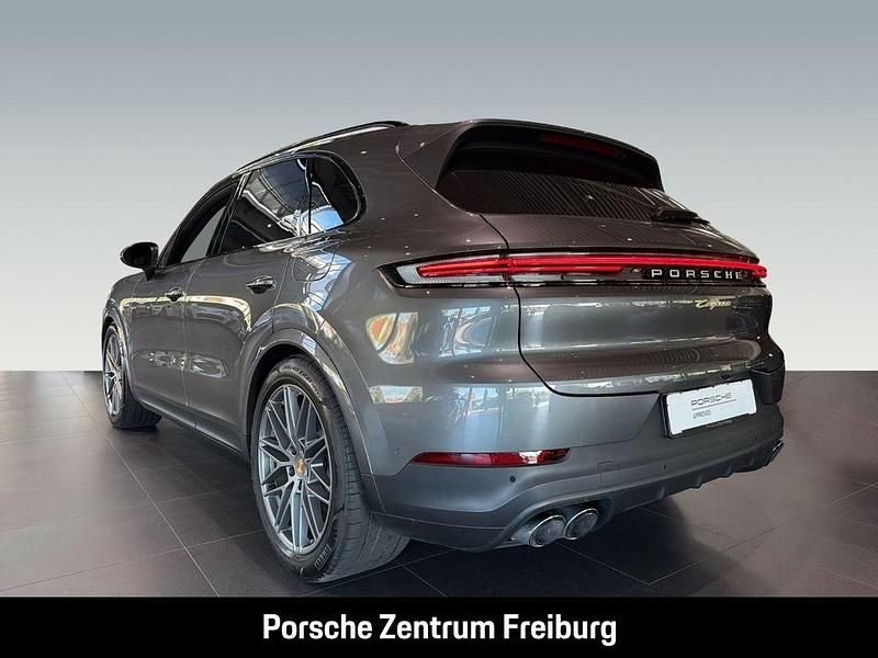 Gebraucht Porsche Cayenne 470 PS (345 kW) 2024 Grau SUV