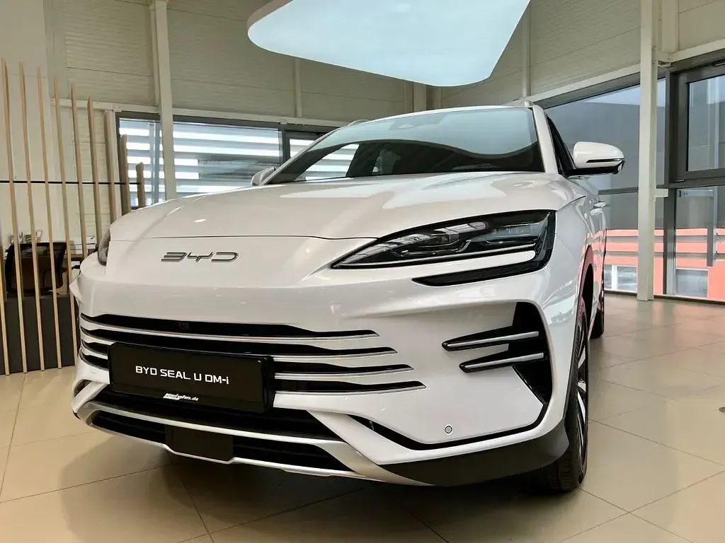 Neu BYD Seal U Boost 218 PS (160 kW) 2026 Weiß SUV