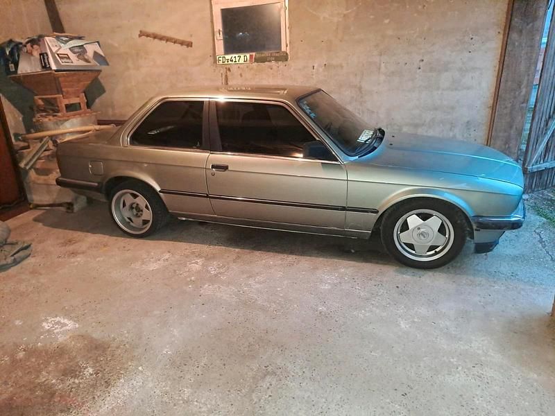 Gebraucht BMW 325 192 PS (141 kW) 1984 Coupé