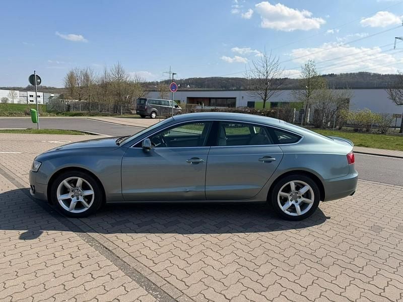 Gebraucht Audi A5 Sportback 179 PS (131 kW) 2009 Grau Kleinwagen