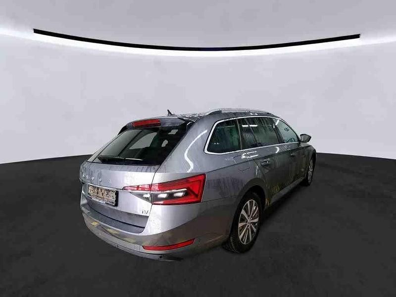 Gebraucht Skoda Superb Style 218 PS (160 kW) 2023 Graphitegrau metallic Kombi