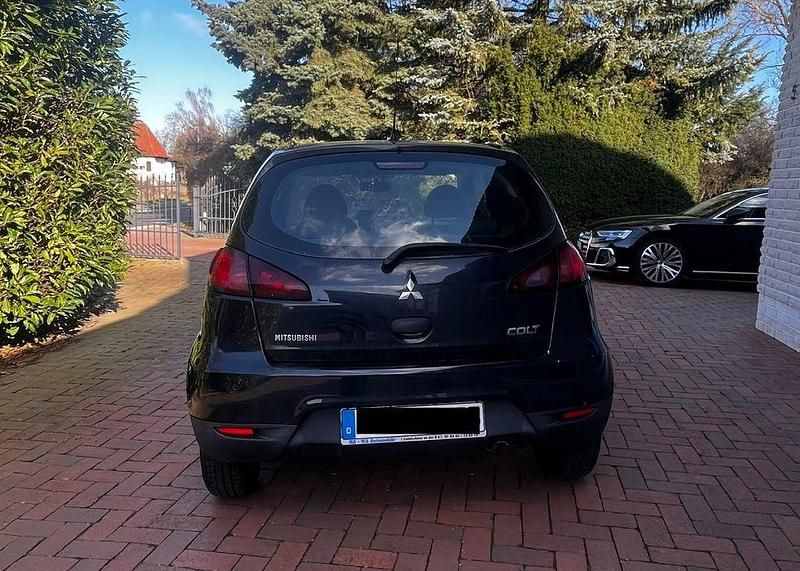 Gebraucht Mitsubishi Colt 95 PS (69 kW) 2008 Schwarz Limousine