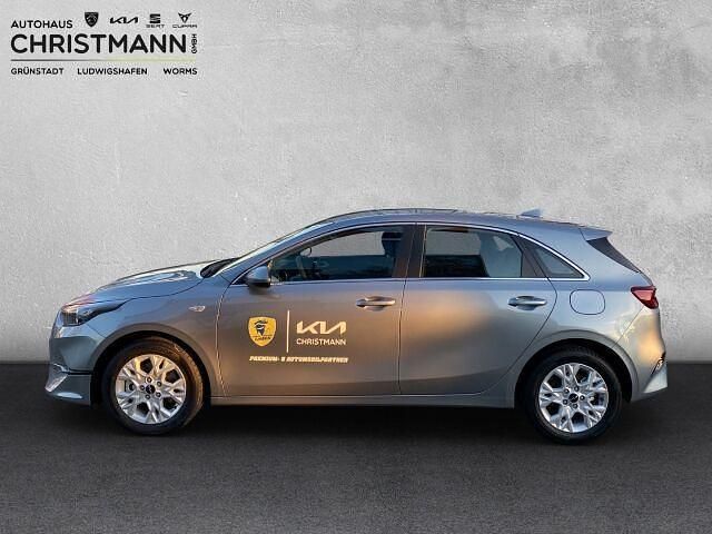 Gebraucht Kia Ceed Comfort 99 PS (72 kW) 2024 Silber Kleinwagen