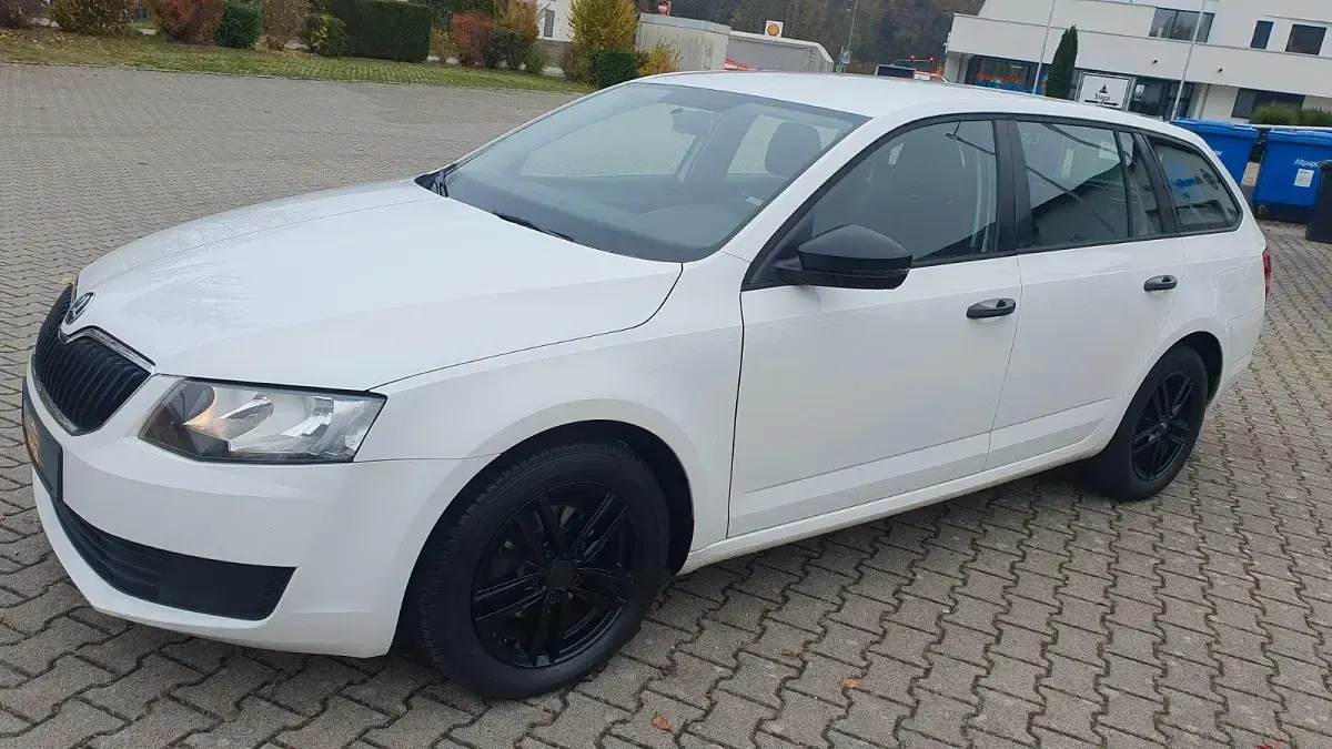 Gebraucht Skoda Octavia Active 90 PS (66 kW) 2015 Weiß Kombi