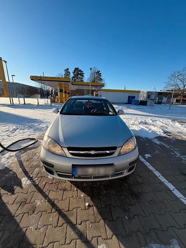 Grau Gebraucht 2006 Chevrolet Lacetti Limousine | 2.500 € - Bild 1/4