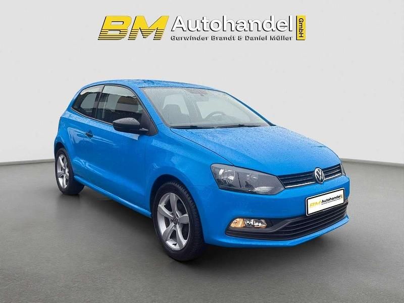Gebraucht VW Polo Trendline 60 PS (44 kW) 2016 Blau Kleinwagen