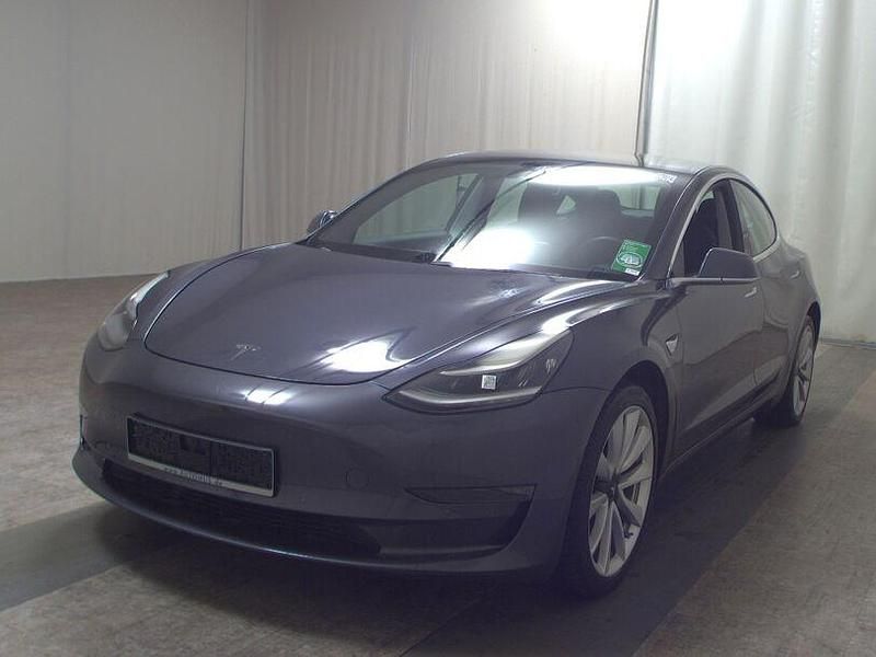 Gebraucht Tesla Model 3 258 kW (351 PS) 2019 Silber Limousine