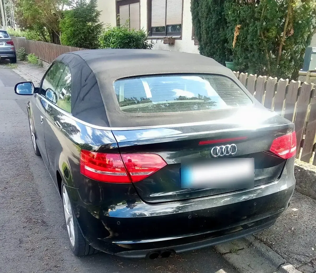 Gebraucht Audi A3 Cabriolet 160 PS (117 kW) 2012 Schwarz Cabrio
