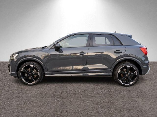 Gebraucht Audi Q2 S-Line 150 PS (110 kW) 2018 Nanograu metallic SUV