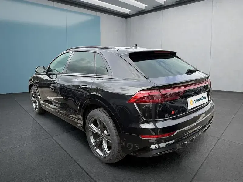 Gebraucht Audi Q8 286 PS (210 kW) 2025 Schwarz SUV