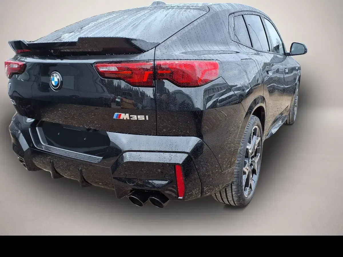 Gebraucht BMW X2 300 PS (220 kW) 2026 Schwarz SUV