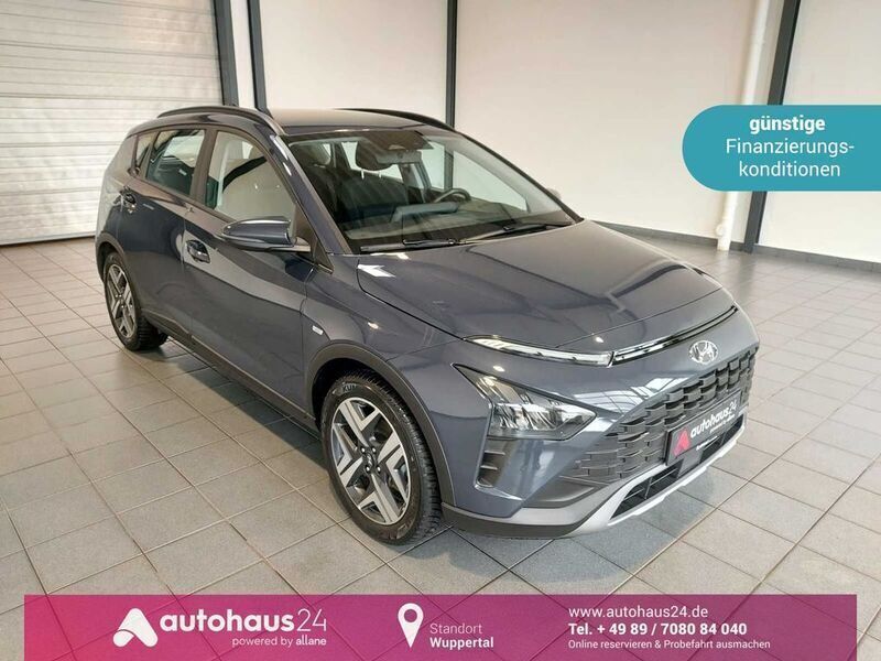 Grau Gebraucht 2022 Hyundai Bayon Intro Edition SUV | 17.880 € (Guter Preis) - Bild 1/4