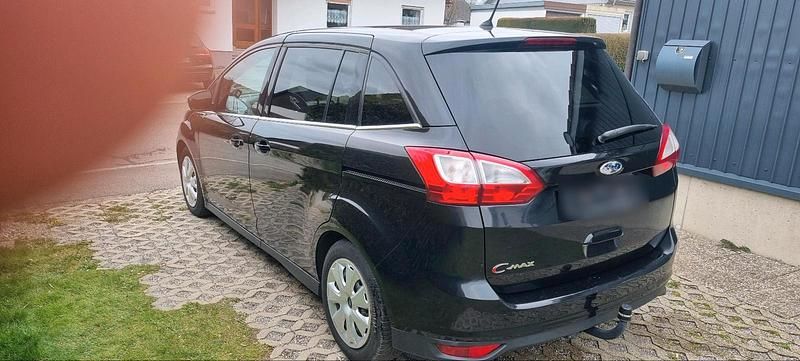 Gebraucht Ford Grand C-Max 125 PS (91 kW) 2011 Schwarz Van / Kleinbus