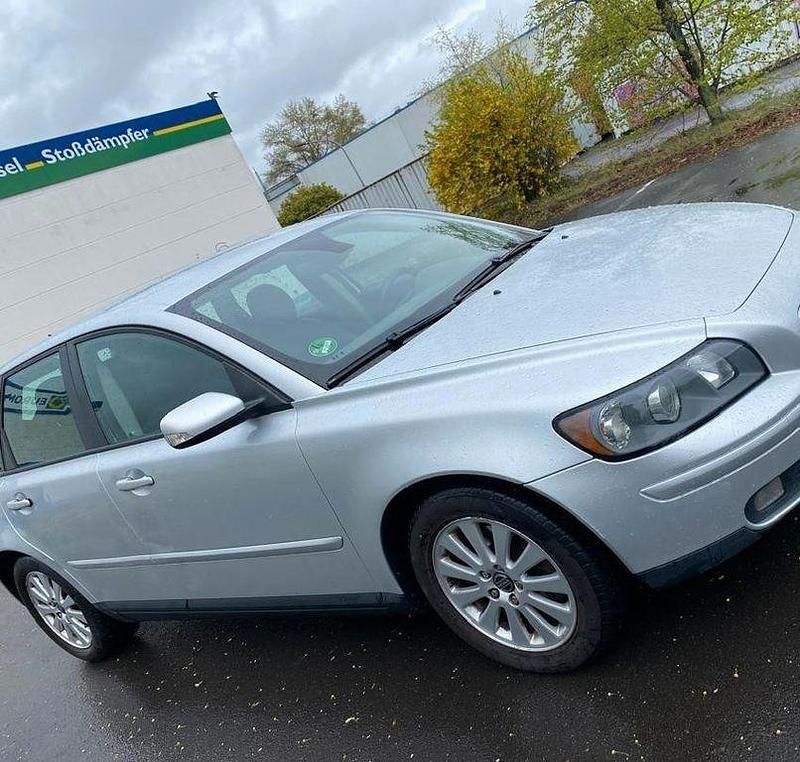 Gebraucht Volvo V50 Summum 170 PS (125 kW) 2004 Silber Kombi