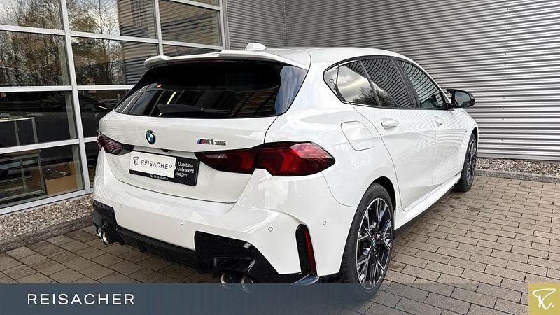 Gebraucht BMW M135 Efficient Dynamics 301 PS (221 kW) 2024 Alpinweiß uni Kleinwagen