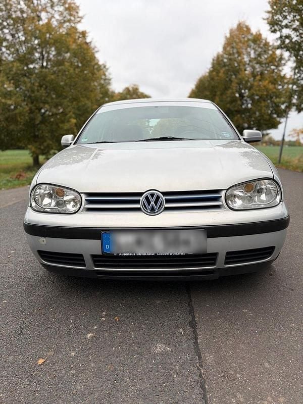 Silber Gebraucht 1999 VW Golf IV Basis Limousine | 500 € (Superpreis) - Bild 1/4