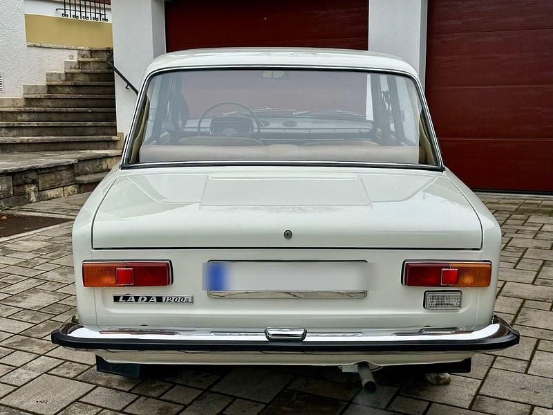 Gebraucht Lada 1200 60 PS (44 kW) 1987 Weiß Limousine