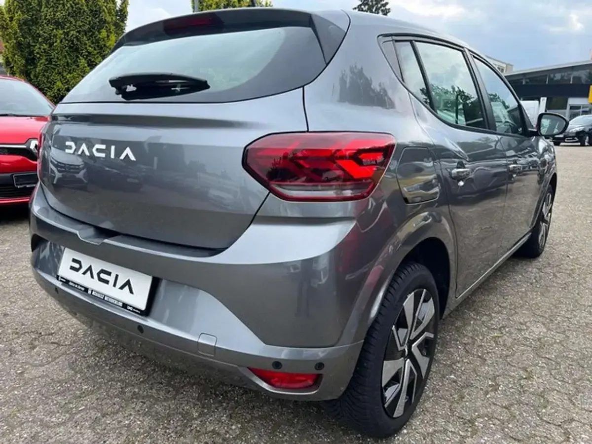 Gebraucht Dacia Sandero Expression 101 PS (74 kW) 2024 Schiefergrau Limousine